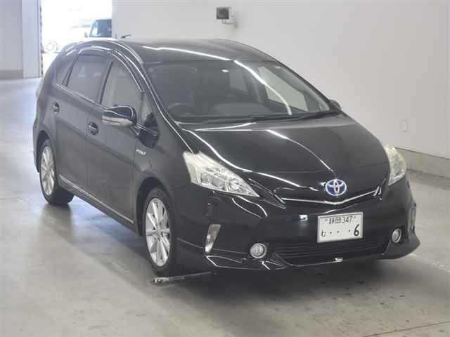 70455 Toyota Prius alpha ZVW41W 2012 г. (MIRIVE Aichi)